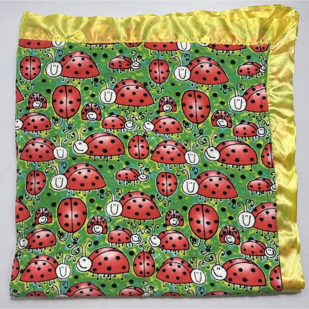 Handmade Ladybug Fleece Baby Blanket Yellow Satin Trim Border 39x38